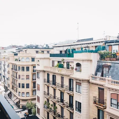 Apartment Walker By People *